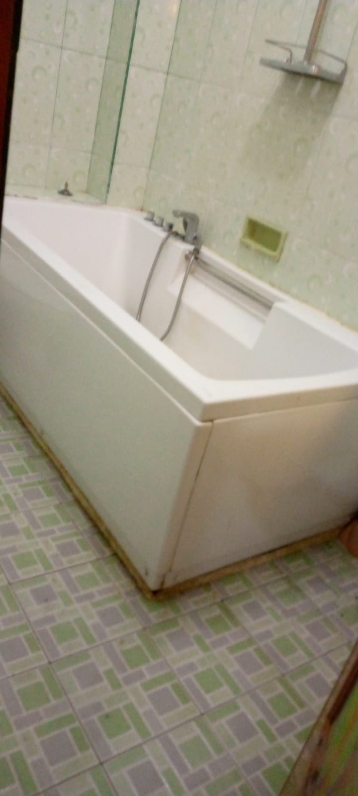 Rumah Dijual di Cluster Taman Lembah Hijau Lippo Cikarang